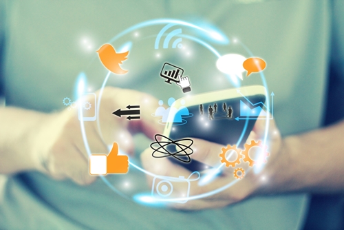 3 reasons why you need web and mobile benefits communication