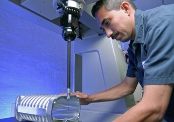Outsourcing and hiring independent contractors